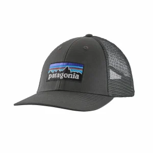 Coupon 🥰 Patagonia P-6 Logo LoPro Trucker Hat – Casquette ✨ 18